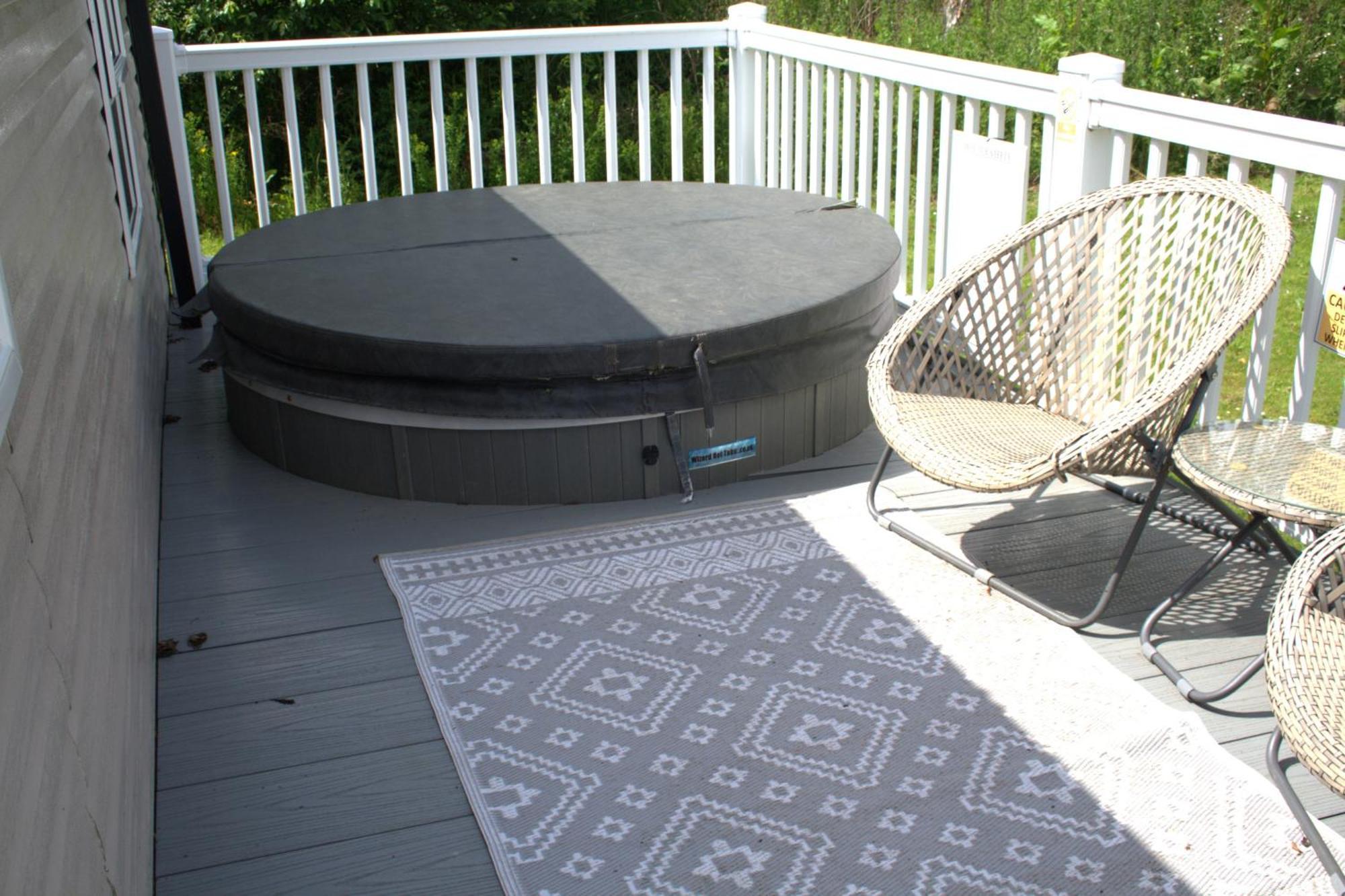 41 The Meadows Luxury Hot Tub Holidays Tattershall Lakes Dış mekan fotoğraf